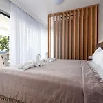 Ferienvilla Mirakul Mit Privatem Pool By Interhome Hébergement de vacances Omišalj