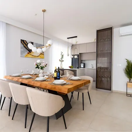 Ferienvilla Mirakul Mit Privatem Pool By Interhome Holiday home *