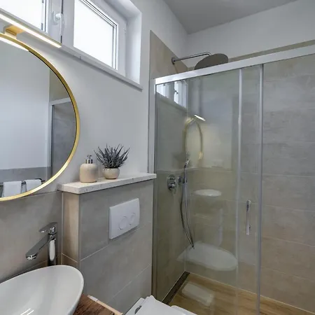 Holiday home Ferienvilla Mirakul Mit Privatem Pool By Interhome Omisalj