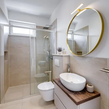 Ferienvilla Mirakul Mit Privatem Pool By Interhome