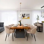 Ferienvilla Mirakul Mit Privatem Pool By Interhome