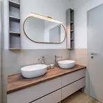 Ferienvilla Mirakul Mit Privatem Pool By Interhome Omišalj